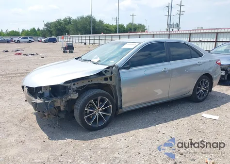 2015 Toyota Camry Xse z USA, uszkodzony, nr VIN 4T1BF1FK9FU091045